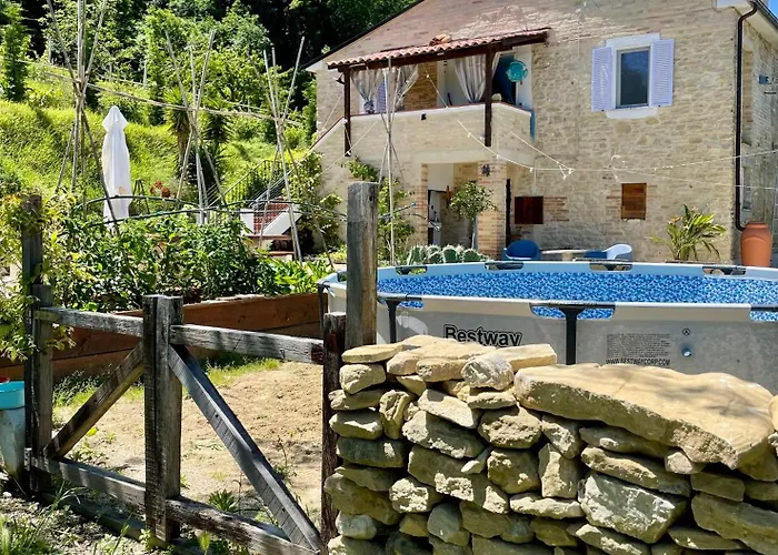 Microfattoria Lenta Nyaraló *